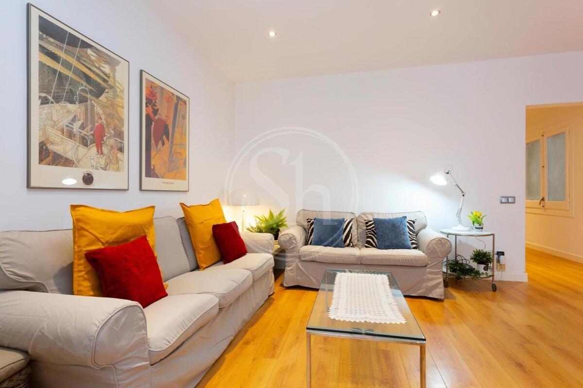 Bonito Apartamento Cerca De La Sagrada Familia Barcelona Exterior foto